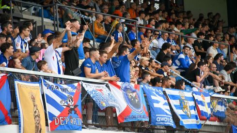La afición de la Ponferradina no falla en el estreno liguero ante la UD Ourense | Daniel Merino