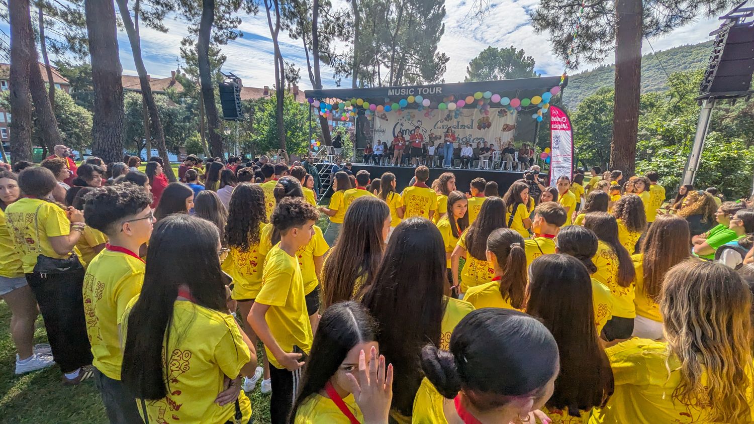 Inauguración de la Ciudad Mágica de CIMA de las Fiestas de La Encina de Ponferrada 2026 (46) Inauguración de la Ciudad Mágica de CIMA de las Fiestas de La Encina de Ponferrada 2026 (46)