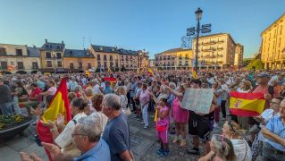 Concentración en apoyo de Ceuta en Ponferrada (1) Concentración en apoyo de Ceuta en Ponferrada (1)