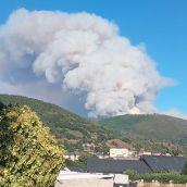 Incendio de este jueves en Sosas de Laciana | Foto: Cedida a InfoBierzo
