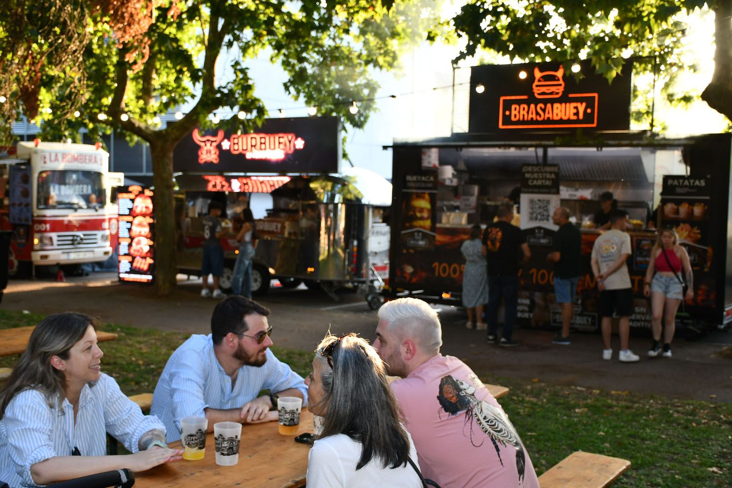 Inauguración de los Food Trucks de las Fiestas de La Encina en Ponferrada (1) Inauguración de los Food Trucks de las Fiestas de La Encina en Ponferrada (1)