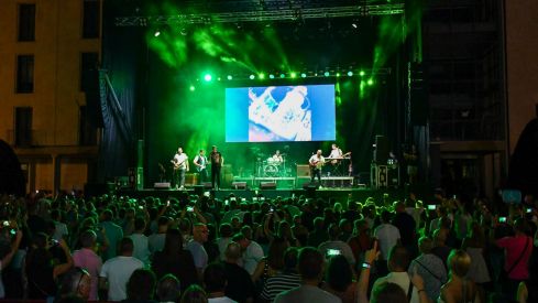 conciertos de La Banda Sabinera, Javier Ojeda y La Guardia en las Fiestas de La Encina de Ponferrada (52) conciertos de La Banda Sabinera, Javier Ojeda y La Guardia en las Fiestas de La Encina de Ponferrada (52)