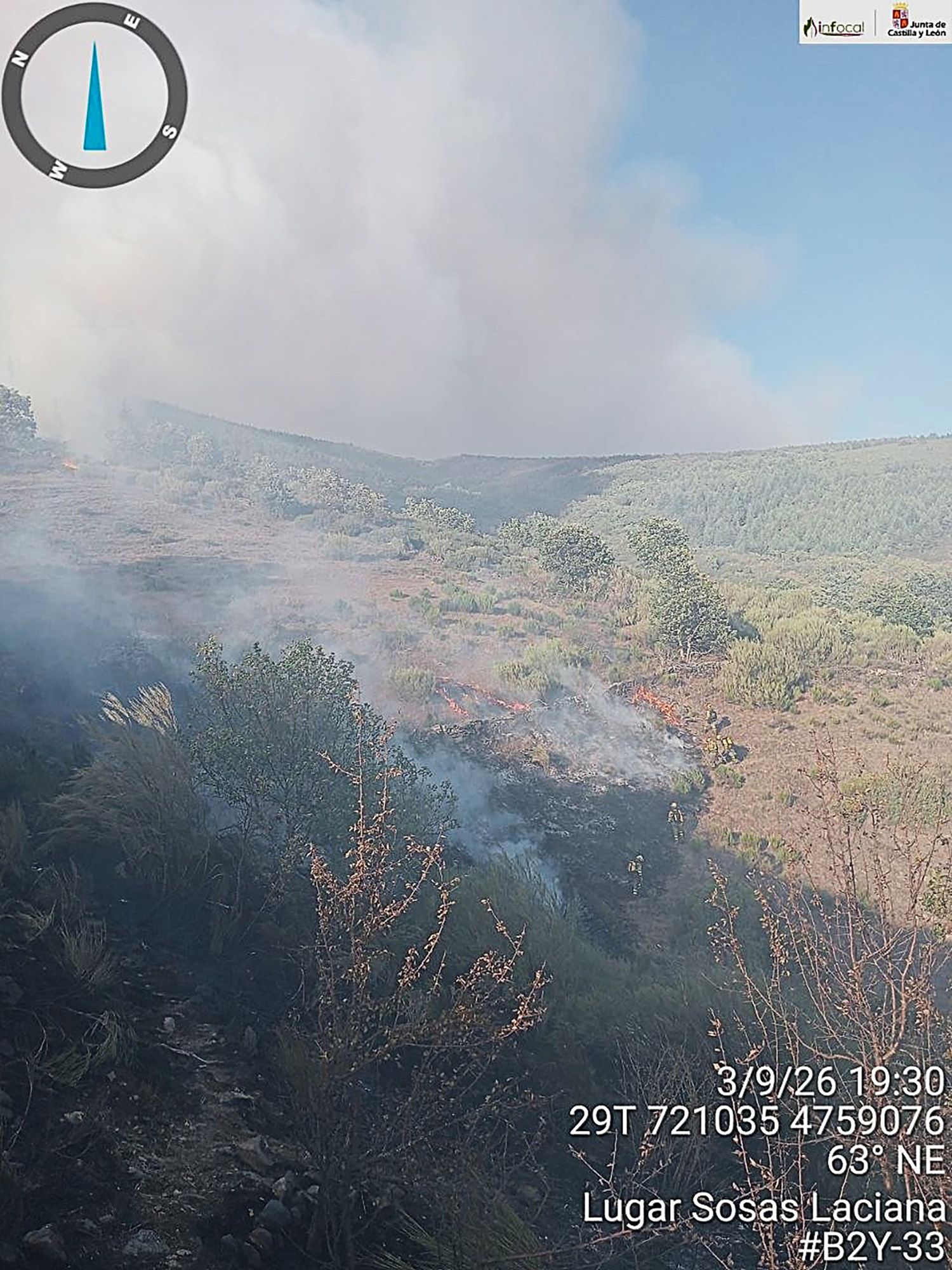 Incendio de Sosas de Laciana este viernes 2 | Foto: Junta de Castilla y León