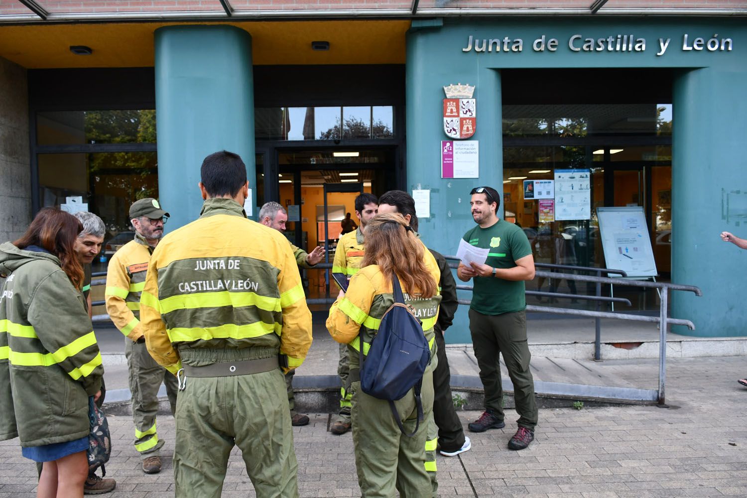 Agentes medioambientales del Bierzo, Laciana y Cabrera se plantan ante las guardias de incendios de manera indefinida (5)