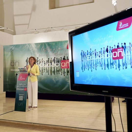 Miriam Chacón / ICAL. La consejera de Educación, María Pardo, presenta las principales novedades y líneas de actuación del nuevo curso escolar.