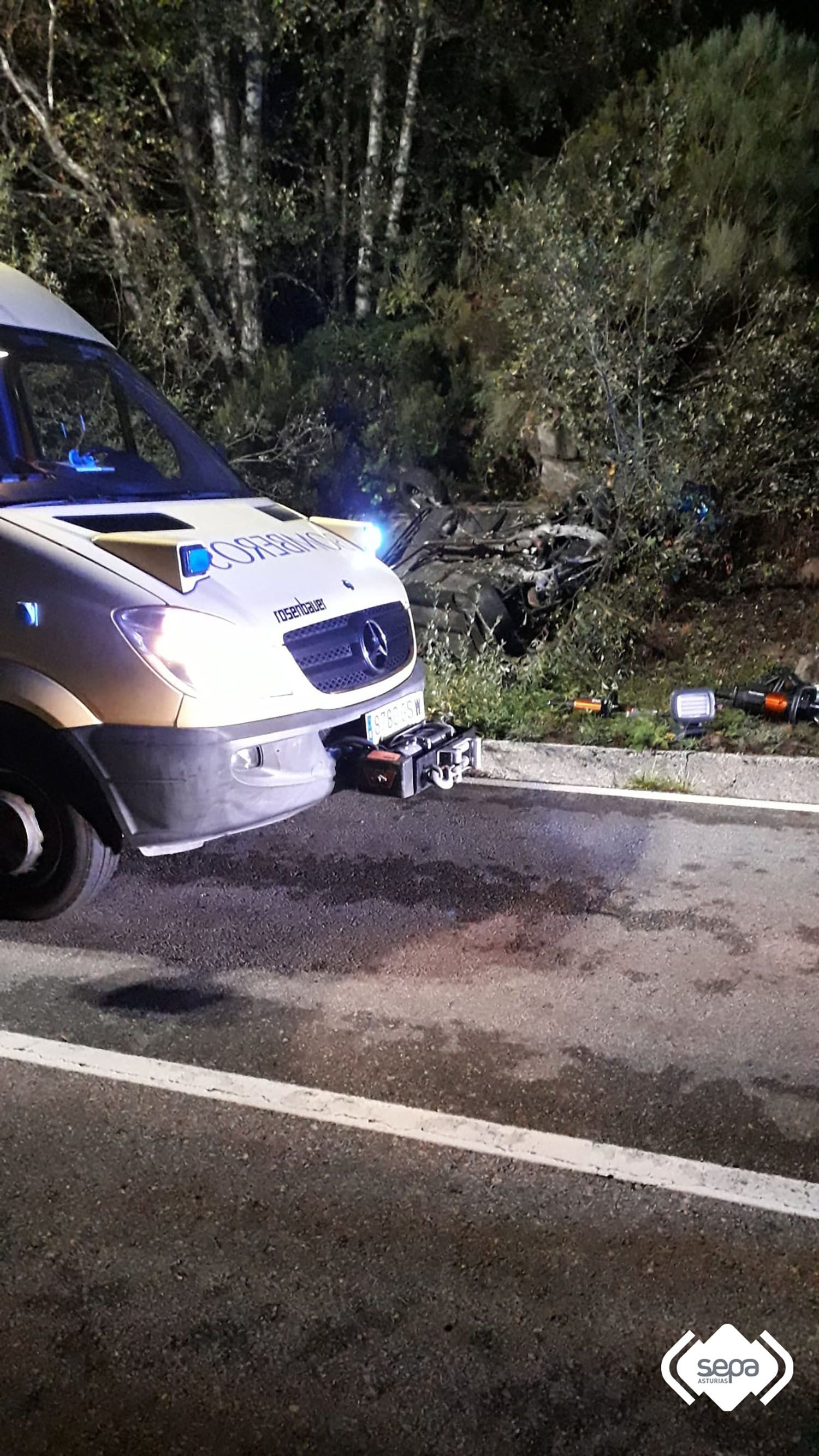 Imagen del accidente mortal en Asturias | Foto: 112 de Asturias Imagen del accidente mortal en Asturias | Foto: 112 de Asturias