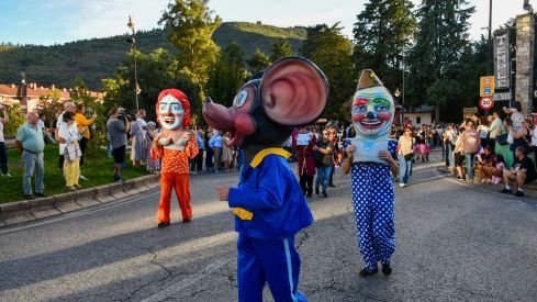 Desfile de carrozas de las Fiestas de la Encina (10)