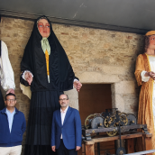 Gigantes y Cabezudos de Ponferrada: el alcalde de Ponferrada, Marco Morala, a la izq junto a Javier García Bueso, director de los Museos de Ponferrada