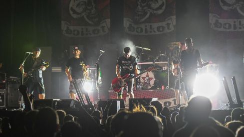 Obús y Boikot incendian Bembibre con una noche de heavy, punk y ska | Héctor Keudell Obús y Boikot incendian Bembibre con una noche de heavy, punk y ska | Héctor Keudell