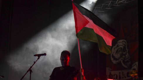 Obús y Boikot incendian Bembibre con una noche de heavy, punk y ska | Héctor Keudell Obús y Boikot incendian Bembibre con una noche de heavy, punk y ska | Héctor Keudell
