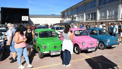 VI Concentración de Coches Clásicos de Bembibre VI Concentración de Coches Clásicos de Bembibre