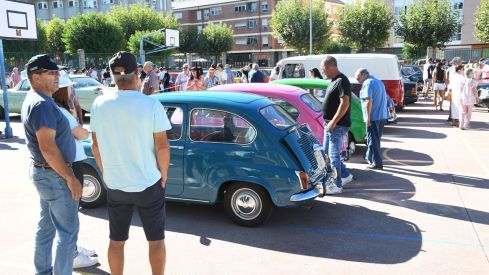 VI Concentración de Coches Clásicos de Bembibre VI Concentración de Coches Clásicos de Bembibre