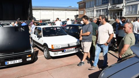VI Concentración de Coches Clásicos de Bembibre VI Concentración de Coches Clásicos de Bembibre