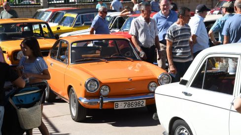 VI Concentración de Coches Clásicos de Bembibre VI Concentración de Coches Clásicos de Bembibre