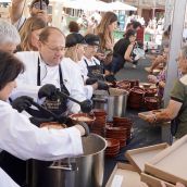 La Bañeza (León) acoge su XXIII Alubiada dentro de la Feria Agroalimentaria | Carlos S. Campillo / ICAL La Bañeza (León) acoge su XXIII Alubiada dentro de la Feria Agroalimentaria | Carlos S. Campillo / ICAL