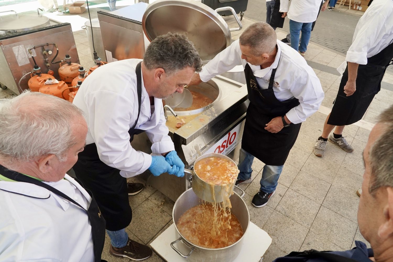 La Bañeza (León) acoge su XXIII Alubiada dentro de la Feria Agroalimentaria | Carlos S. Campillo / ICAL