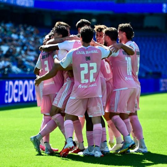 Celebración del gol de la Ponferradina en el partido ante el Deportivo Fabril | Foto: SD Ponferradina Celebración del gol de la Ponferradina en el partido ante el Deportivo Fabril | Foto: SD Ponferradina