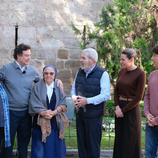 Una religiosa de Rodanillo (Bembibre) lleva su labor solidaria a las cocinas de MasterChef Celebrity Legends