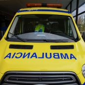 Ambulancia en el Hospital El Bierzo | Foto: InfoBierzo