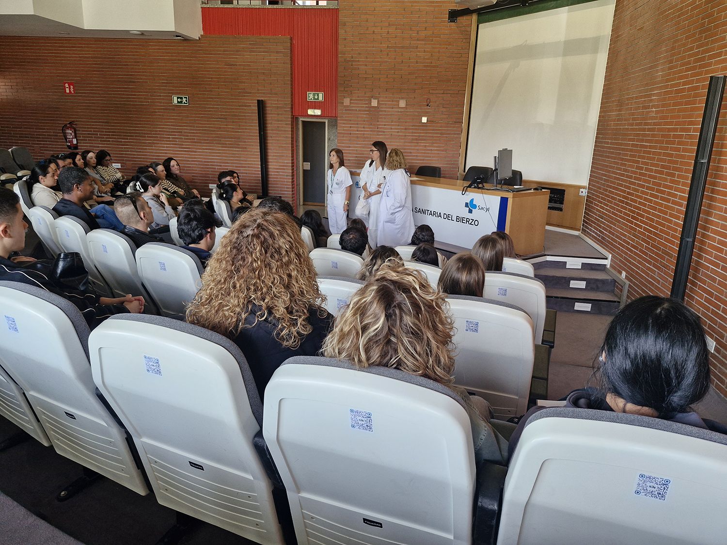 Bazán, Mariñas y Prieto durante la bienvenida a las prácticas de TCAE de 2026 (2) Bazán, Mariñas y Prieto durante la bienvenida a las prácticas de TCAE de 2026 (2)