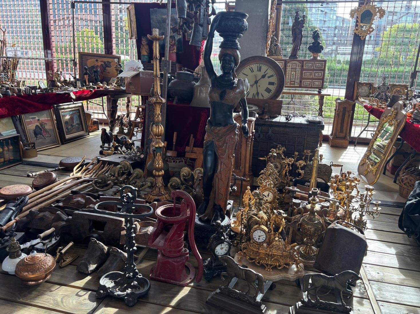 Feria de Antigüedades de Ponferrada 2026 (6) Feria de Antigüedades de Ponferrada 2026 (6)