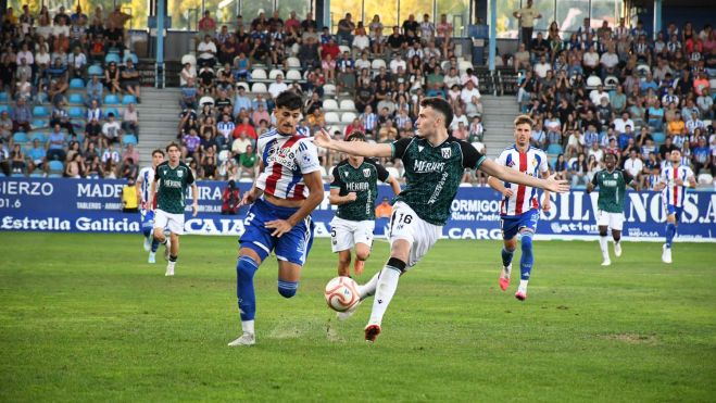 Partido entre Ponferradina y Mérida | Foto: Dani Merino, InfoBierzo Partido entre Ponferradina y Mérida | Foto: Dani Merino, InfoBierzo