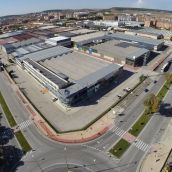 Fallece un trabajador tras caer del tejado de una nave en el polígono de Gamonal (Burgos) Fallece un trabajador tras caer del tejado de una nave en el polígono de Gamonal (Burgos)