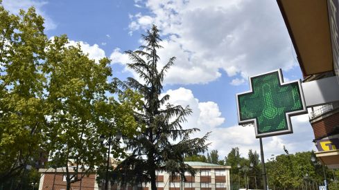 Ola de calor en Ponferrada marcado por una farmacia de zona alta | Foto: InfoBierzo