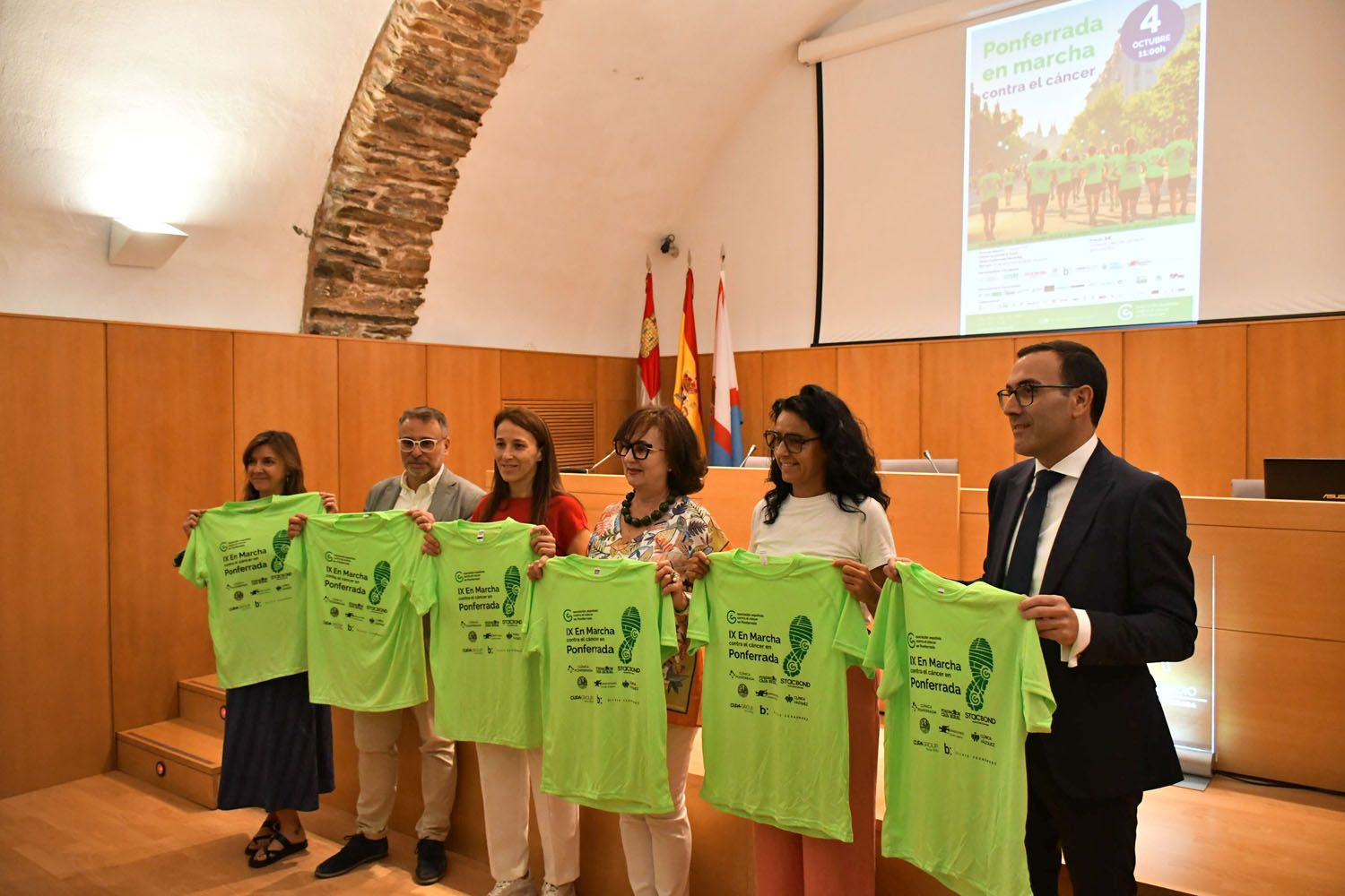 IX en Marcha contra el Cáncer en Ponferrada (3) IX en Marcha contra el Cáncer en Ponferrada (3)