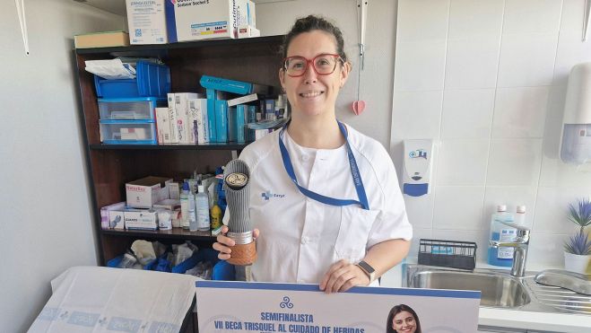 Laura Martínez, enfermera de la Unidad de Heridas Complejas del Hospital El Bierzo (1) Laura Martínez, enfermera de la Unidad de Heridas Complejas del Hospital El Bierzo (1)