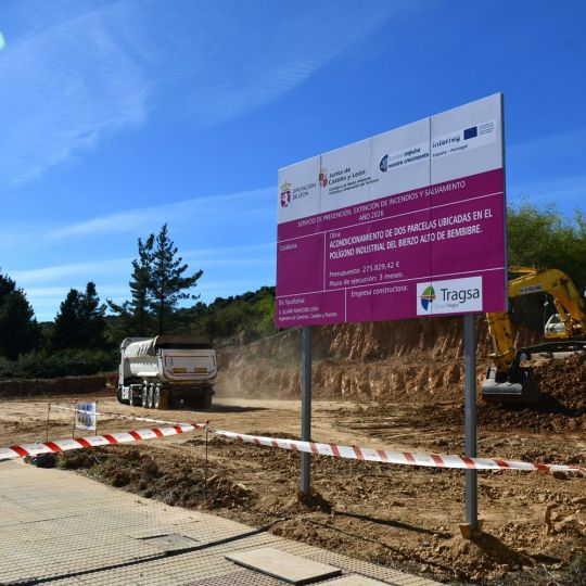 Inicio de las obras del futuro parque de Bomberos de Bembibre | Foto: Dani Merino, InfoBierzo Inicio de las obras del futuro parque de Bomberos de Bembibre | Foto: Dani Merino, InfoBierzo