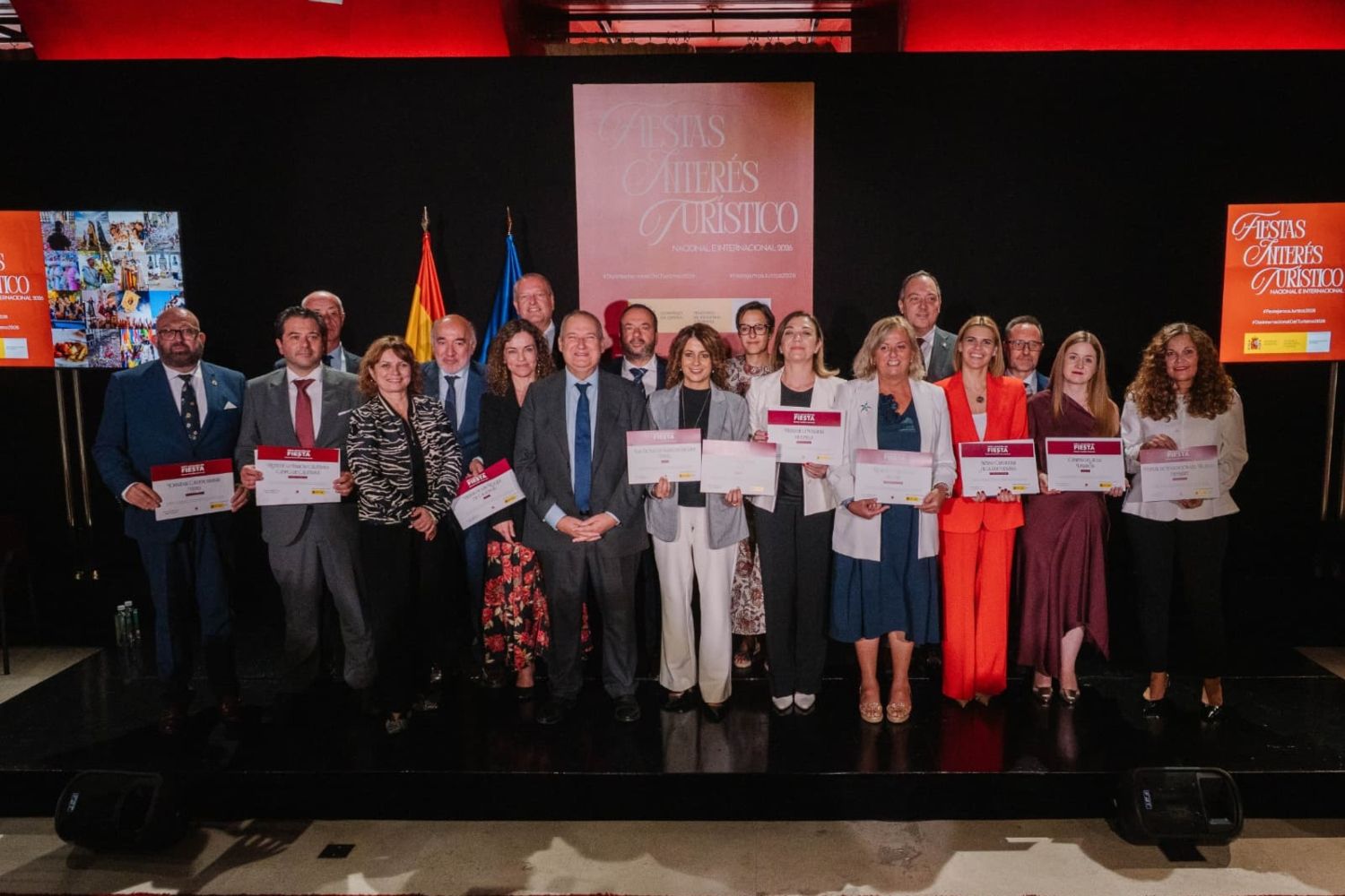 Recepción de los diplomas de Fiestas de Interés Turístico Internacional en el Teatro Real de Madrid