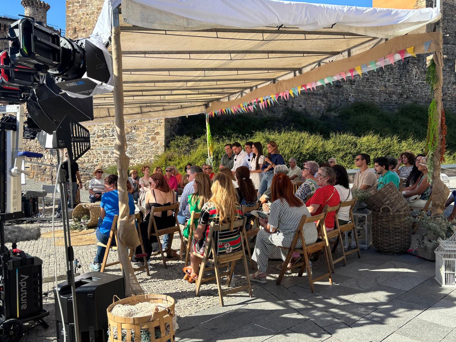 Grabación del programa 'El verano se mueve' de Telecinco desde Ponferrada (6) | Foto: Iris López, InfoBierzo