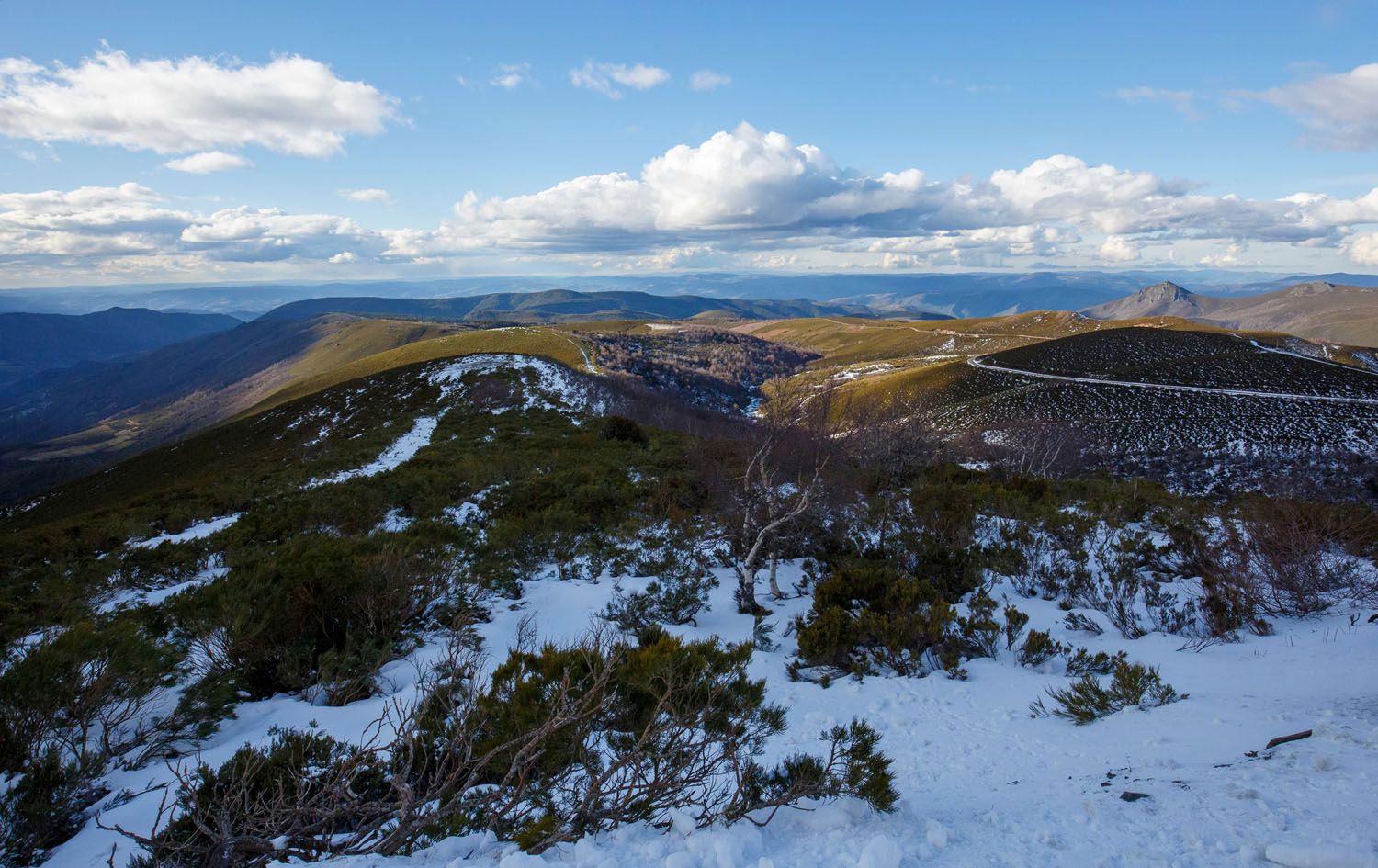 César Sánchez / ICAL. Puerto de Ancares situado en la Sierra de Ancares (León), de los que se cumple el XX Aniversario de la declaración como Reserva de la Biosfera César Sánchez / ICAL. Puerto de Ancares situado en la Sierra de Ancares (León), de los que se cumple el XX Aniversario de la declaración como Reserva de la Biosfera