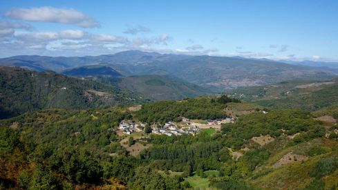 César Sánchez / ICAL. La localidad de Tejeira (León), situada en los Ancares Leoneses, de los que se cumple el XX Aniversario de la declaración como Reserva de la Biosfera