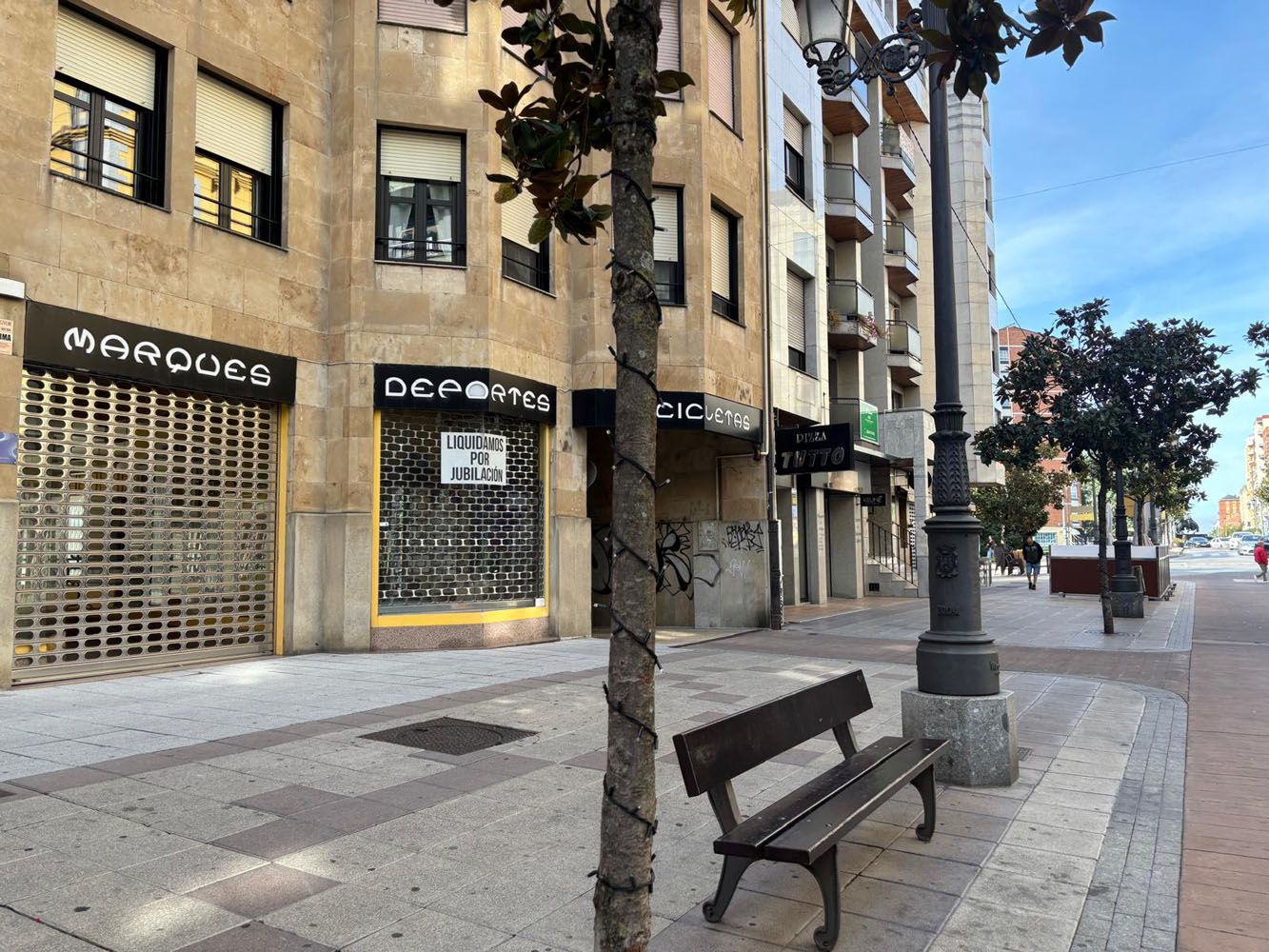 Adornos navideños en las calles de Ponferrada (3)