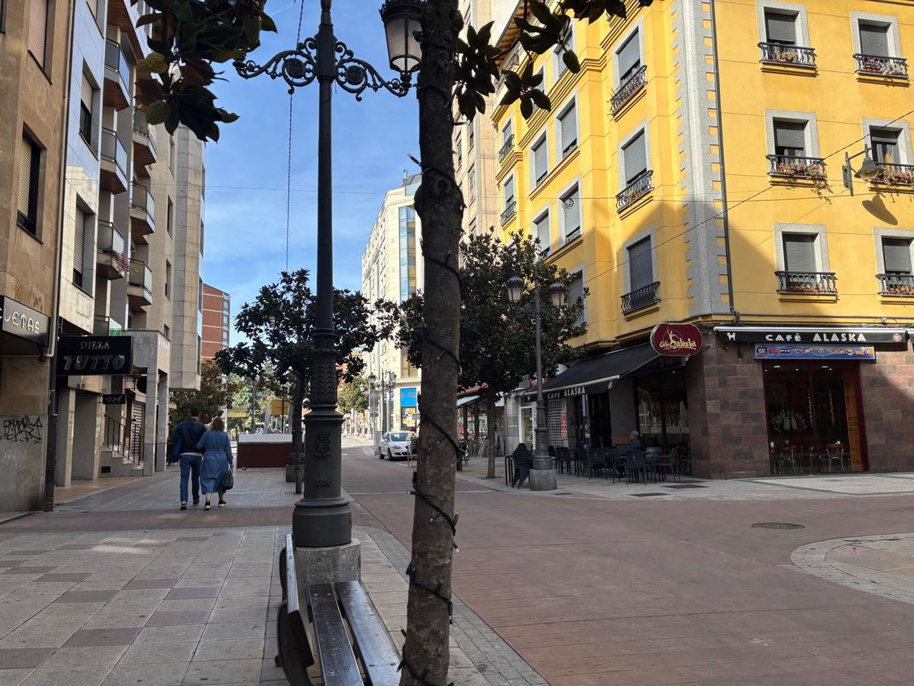 Adornos navideños en las calles de Ponferrada (4)