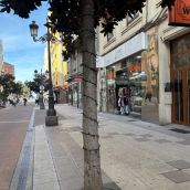 Adornos navideños en las calles de Ponferrada | Foto: Iris López, InfoBierzo