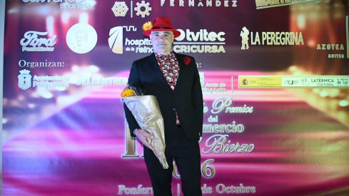  Las mejores imágenes de la alfombra 'rosa' de la Gala del Comercio de Ponferrada | Dani Merino