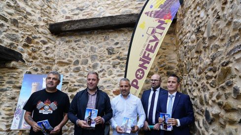 César Sánchez / ICAL . El concejal de Infraestructuras, Medio Rural, Turismo, Patrimonio Histórico y Salubridad y Protección Animal del Ayuntamiento de Ponferrada, Iván Alonso (2I), durante la presentación de Ponfevin 2026 César Sánchez / ICAL . El concejal de Infraestructuras, Medio Rural, Turismo, Patrimonio Histórico y Salubridad y Protección Animal del Ayuntamiento de Ponferrada, Iván Alonso (2I), durante la presentación de Ponfevin 2026