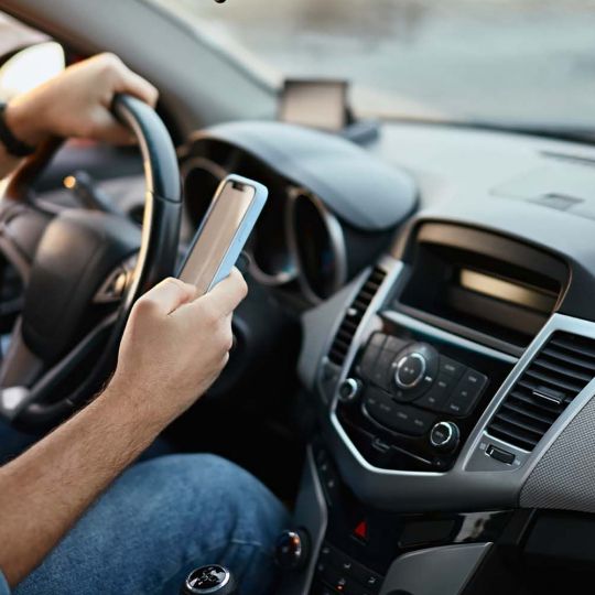 Conducir al volante imagen istock autor perfectlab Conducir al volante imagen istock autor perfectlab