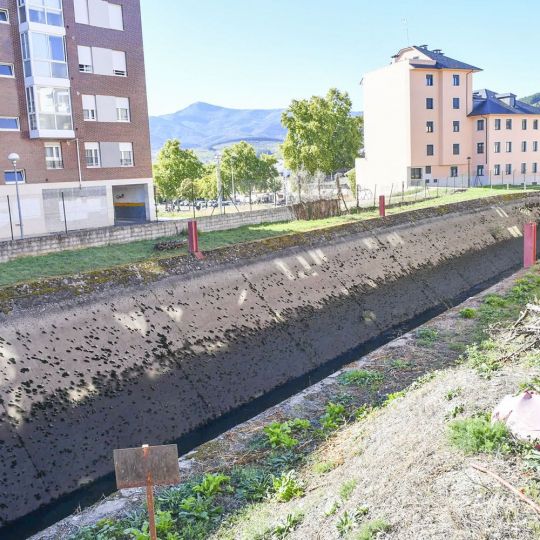 Canal de Cornatel en Ponferrada | Foto: Dani Merino, InfoBierzo Canal de Cornatel en Ponferrada | Foto: Dani Merino, InfoBierzo