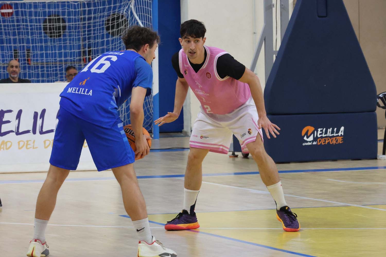 Partido entre el Clínica Ponferrada y el Melilla (3) Partido entre el Clínica Ponferrada y el Melilla (3)