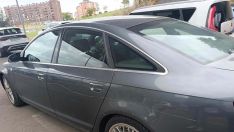 Coche rayado en el parking de la Ciuden