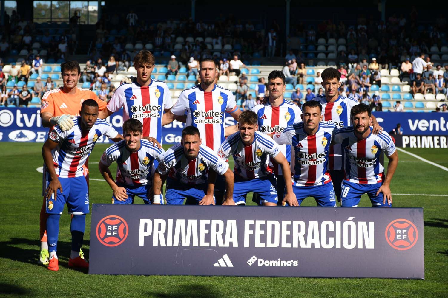 Partido entre la Ponferradina y el Avilés(67) Partido entre la Ponferradina y el Avilés(67)