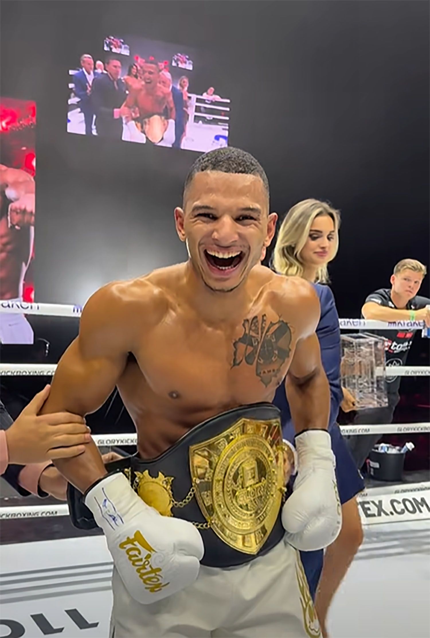 Miguel Trindade campeón mundial del Glory 2 Miguel Trindade campeón mundial del Glory 2