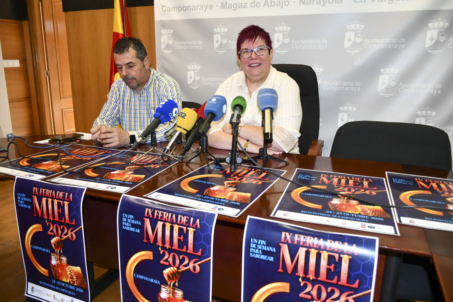 Presentación de la Feria de la Miel en Camponaraya | Foto: Dani Merino, InfoBierzo Presentación de la Feria de la Miel en Camponaraya | Foto: Dani Merino, InfoBierzo