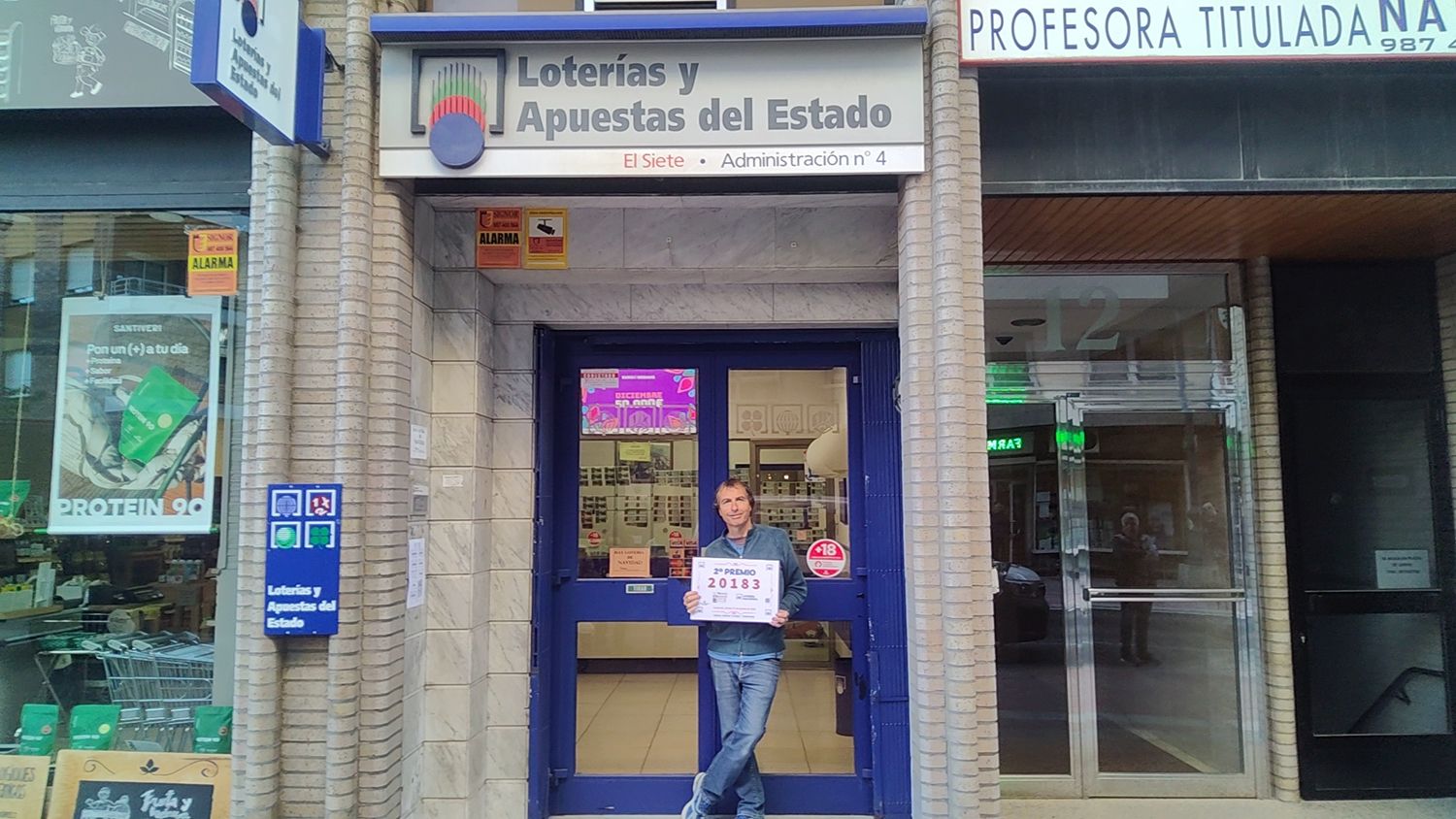 Premio de la Lotería Nacional en la administración de la calle Ancha de Ponferrada 2 Premio de la Lotería Nacional en la administración de la calle Ancha de Ponferrada 2