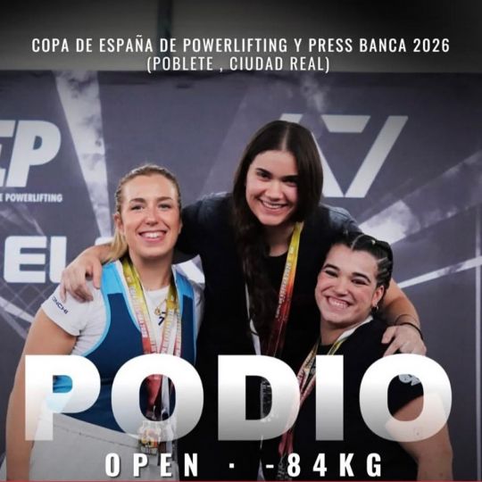 Podio de Silvia Urbano | Foto: Powerlifting.spain Podio de Silvia Urbano | Foto: Powerlifting.spain