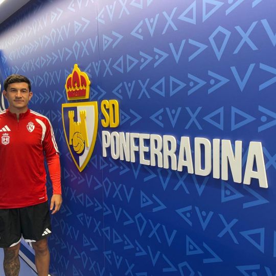 Saúl Crespo en la vuelta a los entrenamientos con el equipo berciano Saúl Crespo en la vuelta a los entrenamientos con el equipo berciano